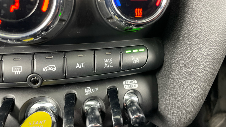 MINI Hatchback 1.5 Cooper Exclusive II 5dr Auto Petrol Hatchback